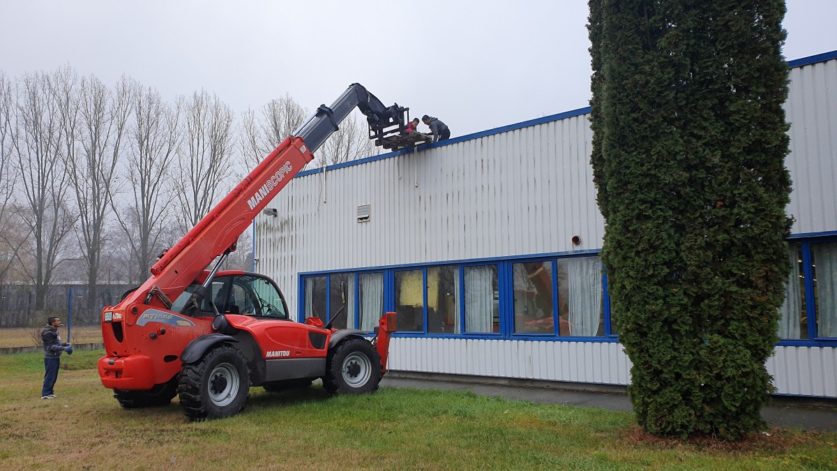 Gépi rakodás Manitouval